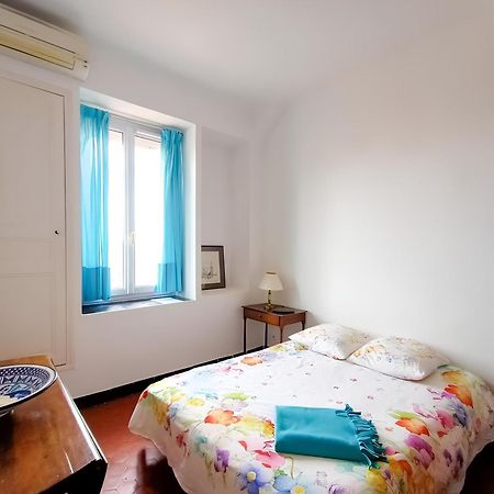 Le Toit De La Rue Sainte Apartment Марсилия Екстериор снимка