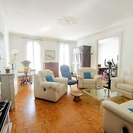 Le Toit De La Rue Sainte Apartment Марсилия Екстериор снимка